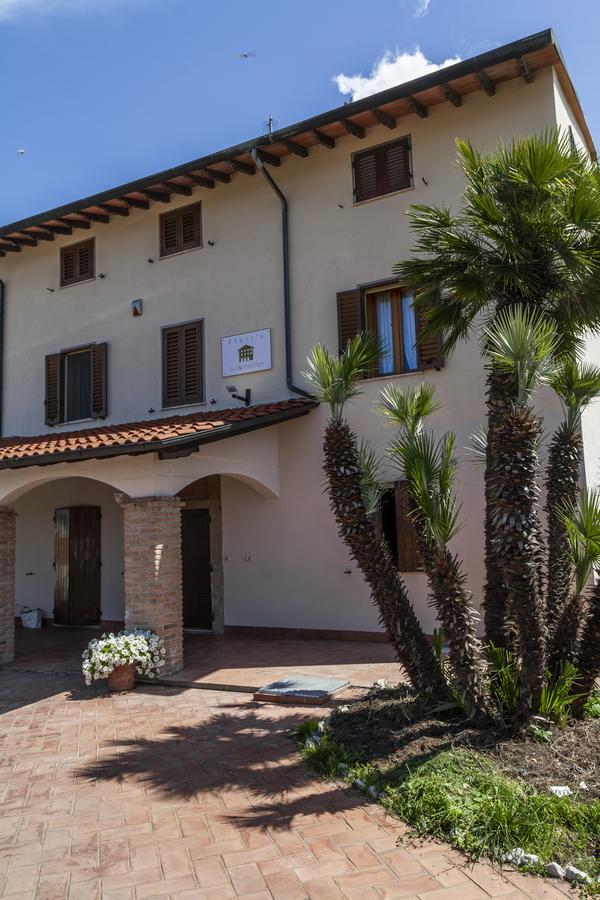 Flori'S Bed & Breakfast Viareggio Exterior photo