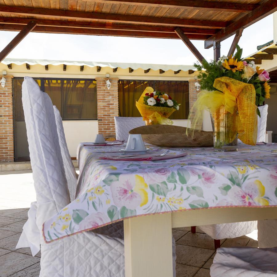 Flori'S Bed & Breakfast Viareggio Exterior photo