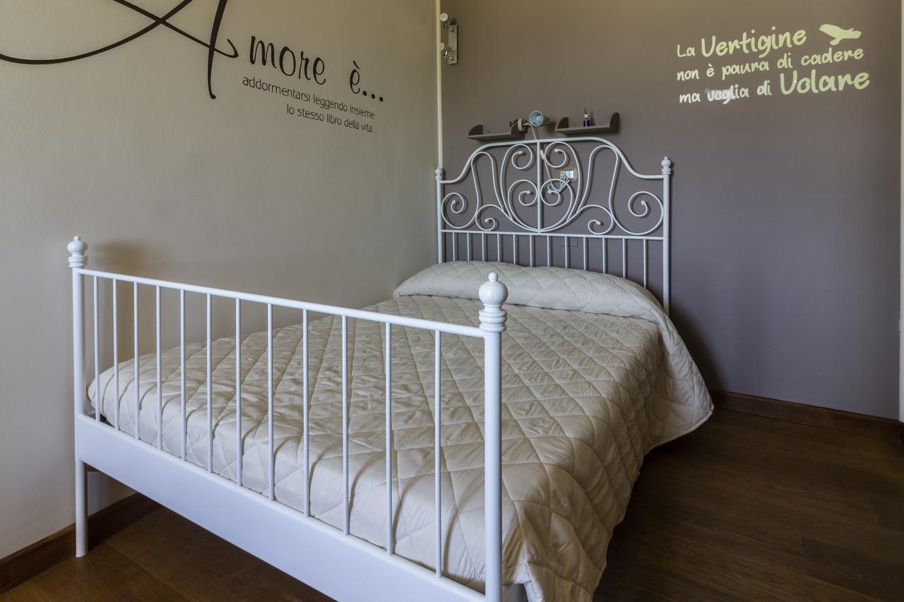 Flori'S Bed & Breakfast Viareggio Exterior photo